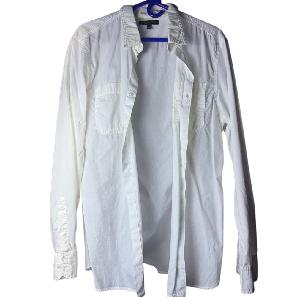 Banana Republic Men's White Button Down Shirt